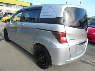 2012 Honda Freed - Thumbnail