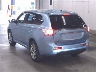 2013 Mitsubishi Outlander - Thumbnail