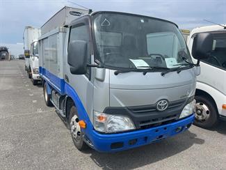 2014 Toyota Dyna - Thumbnail