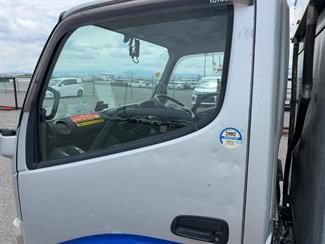 2014 Toyota Dyna - Thumbnail