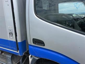 2014 Toyota Dyna - Thumbnail