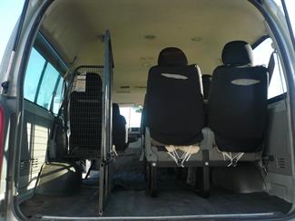 2005 Toyota Hiace - Thumbnail