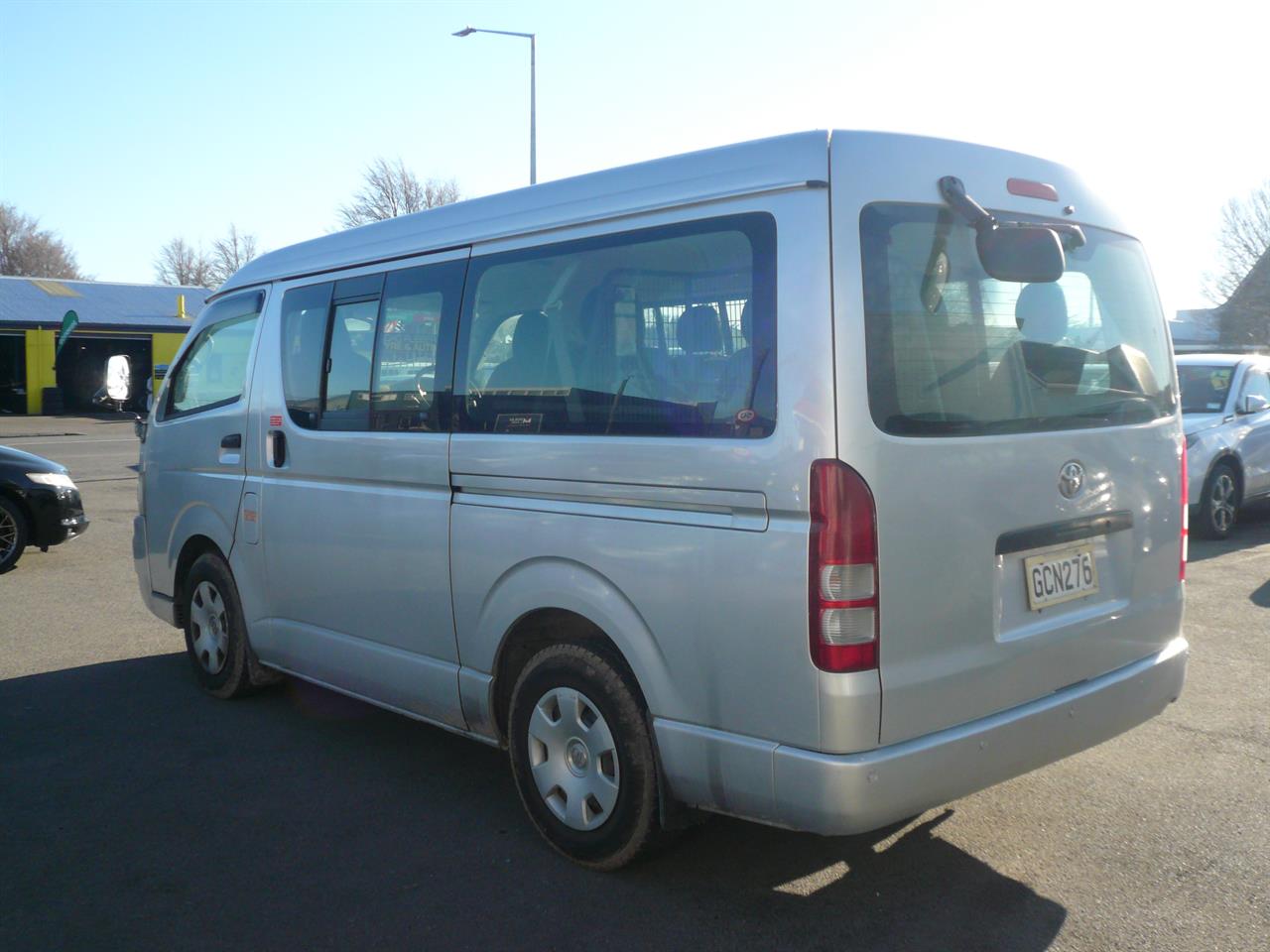 2005 Toyota Hiace