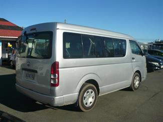2005 Toyota Hiace - Thumbnail