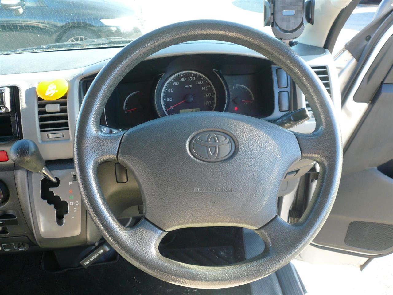 2005 Toyota Hiace