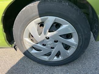 2015 Toyota Aqua - Thumbnail