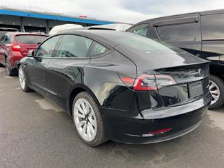 2021 Tesla Model 3 - Thumbnail