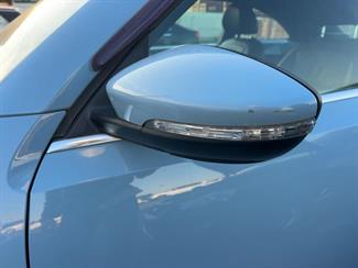 2014 VW THE BEETLE - Thumbnail