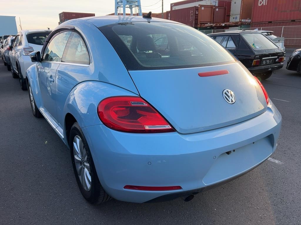 2014 VW THE BEETLE