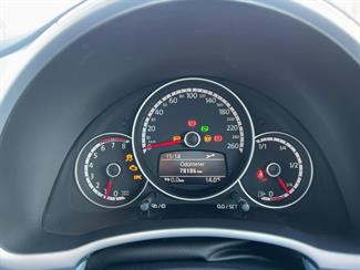 2014 VW THE BEETLE - Thumbnail