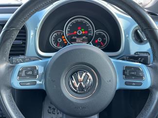 2014 VW THE BEETLE - Thumbnail