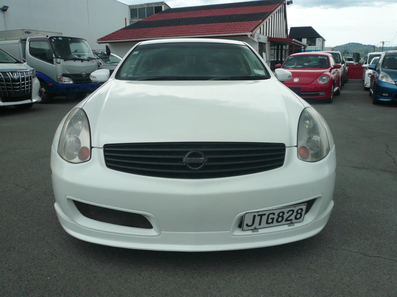 2004 Nissan Skyline