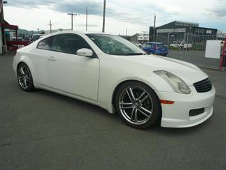 2004 Nissan Skyline - Thumbnail