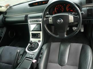 2004 Nissan Skyline - Thumbnail