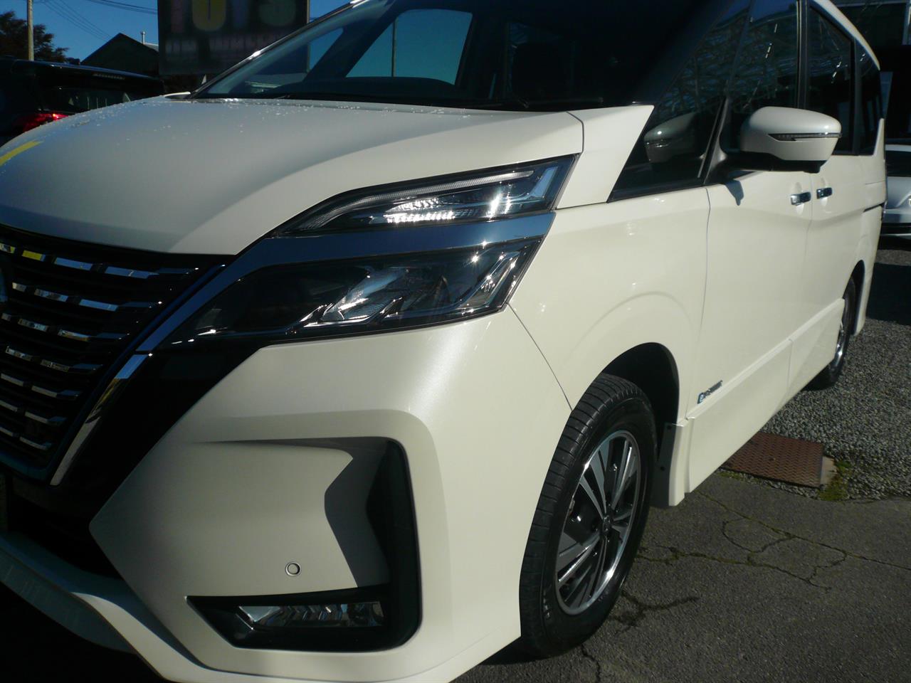 2020 Nissan SERENA