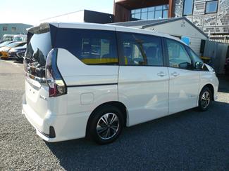 2020 Nissan SERENA - Thumbnail