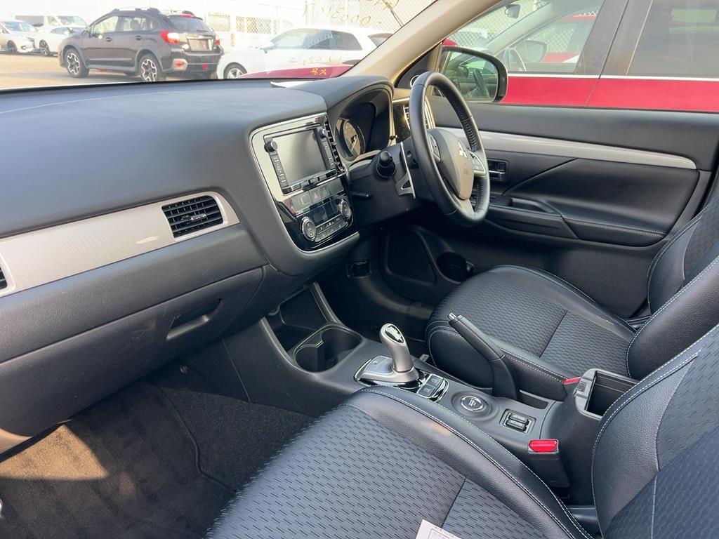 2013 Mitsubishi Outlander phev