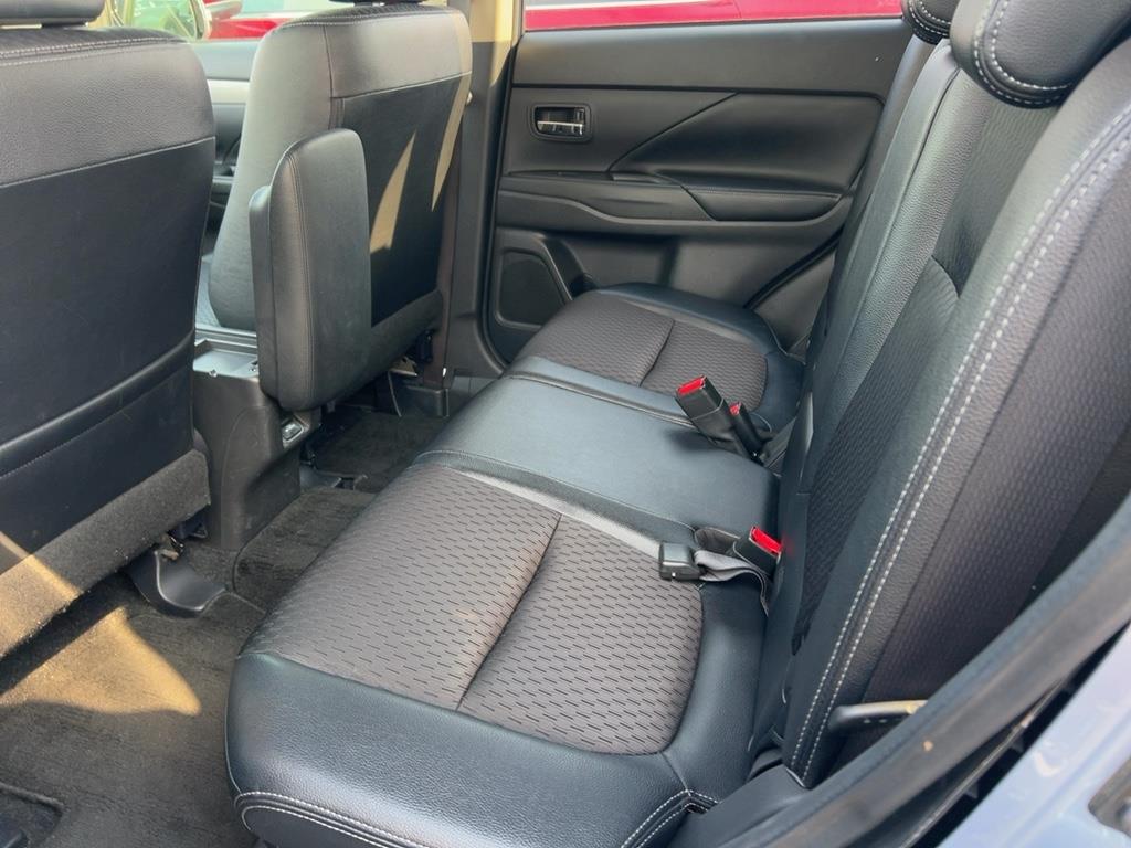 2013 Mitsubishi Outlander phev