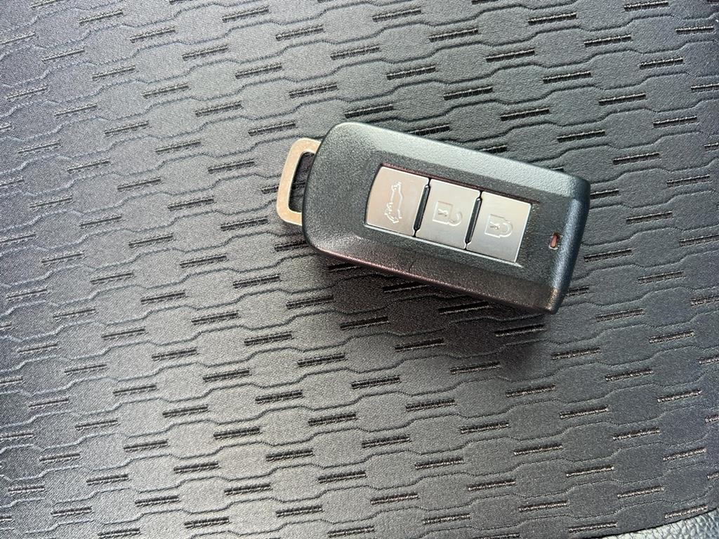 2013 Mitsubishi Outlander phev