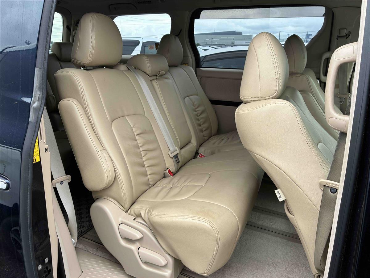 2014 Toyota Alphard