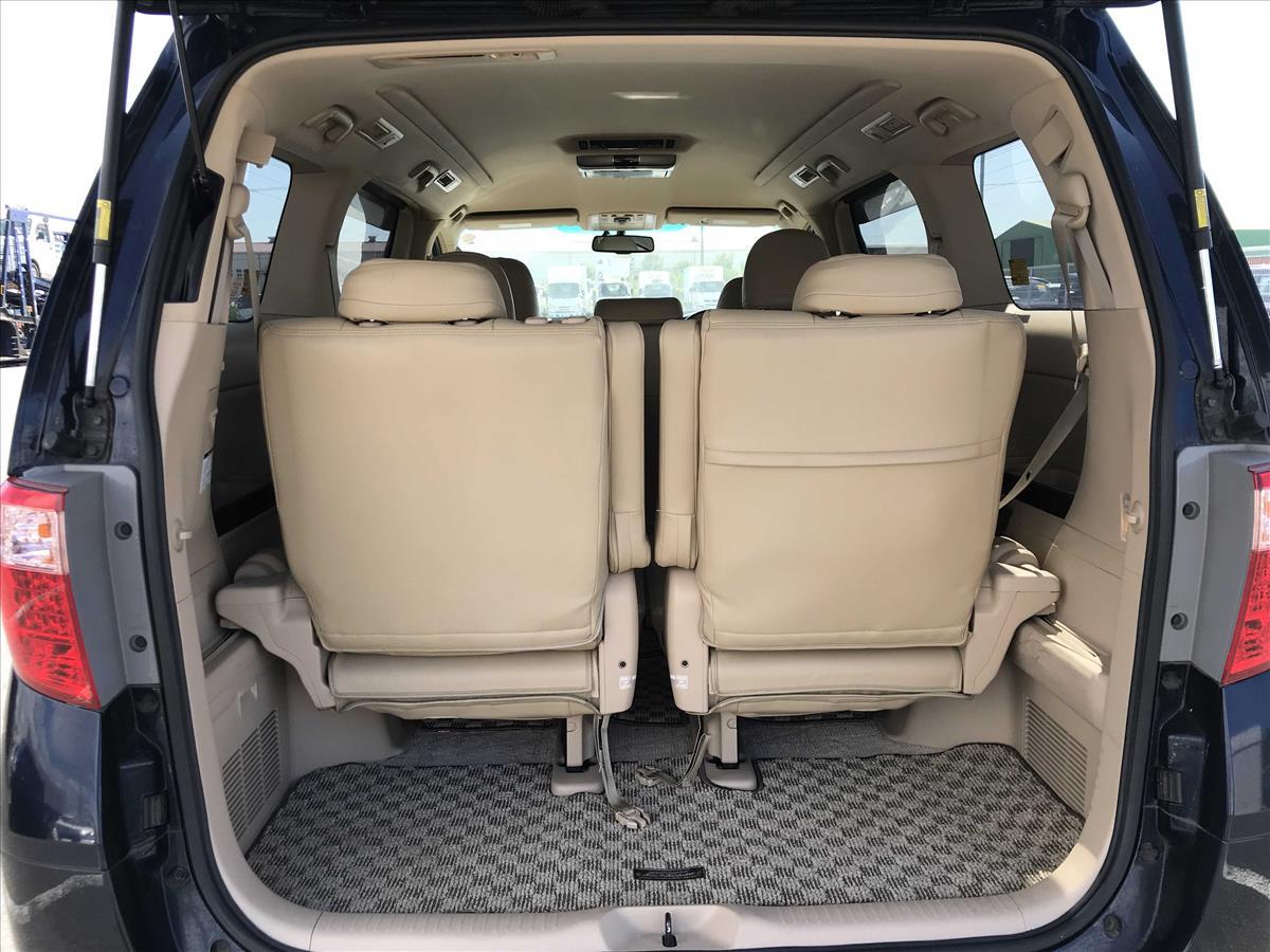 2014 Toyota Alphard