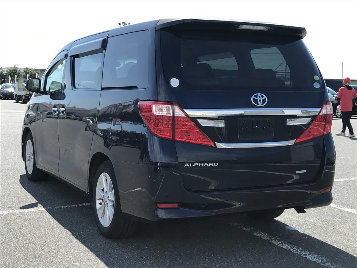 2014 Toyota Alphard