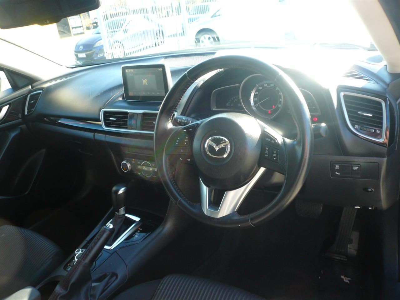 2015 Mazda Axela