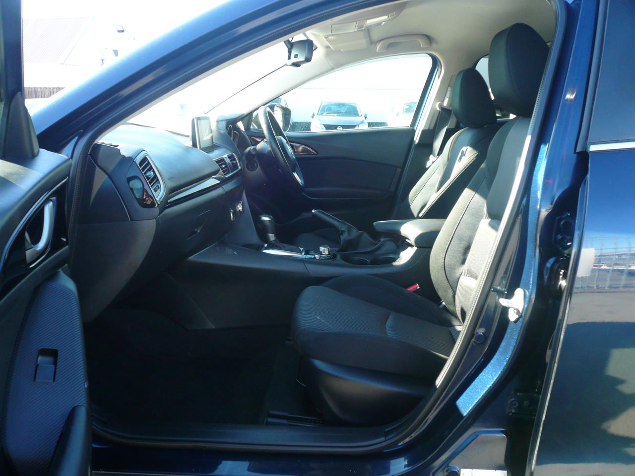 2015 Mazda Axela