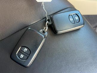 2014 Toyota Prius - Thumbnail