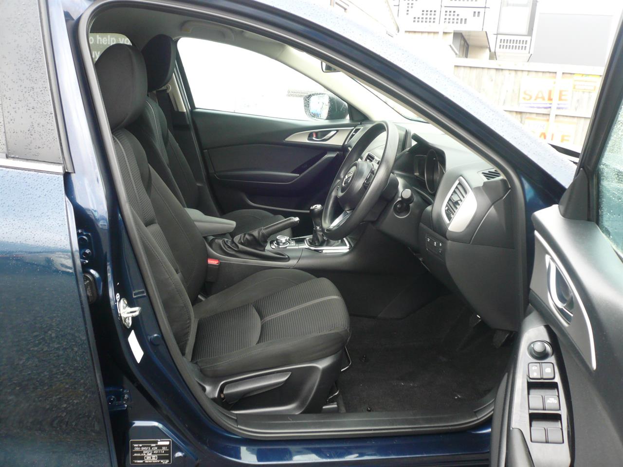 2016 Mazda Axela
