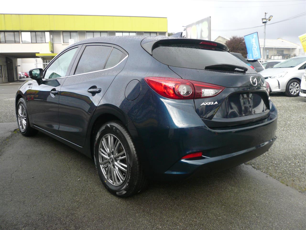 2016 Mazda Axela