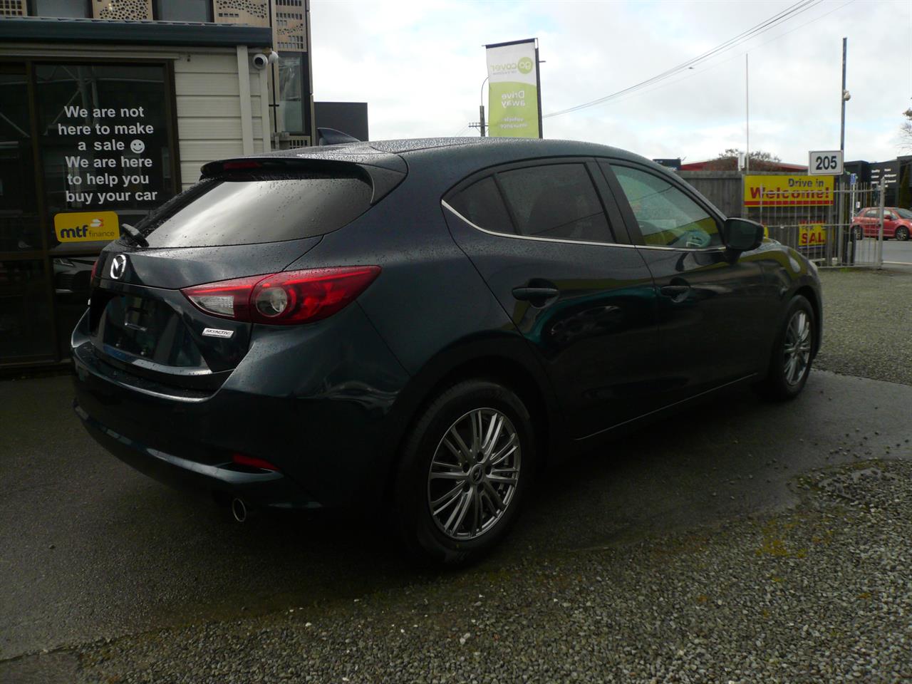 2016 Mazda Axela