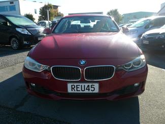 2012 BMW 320i - Thumbnail