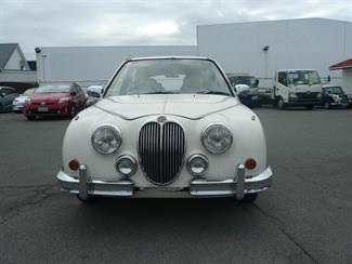 1995 Nissan March - Thumbnail