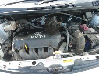 2004 Toyota IST - Thumbnail