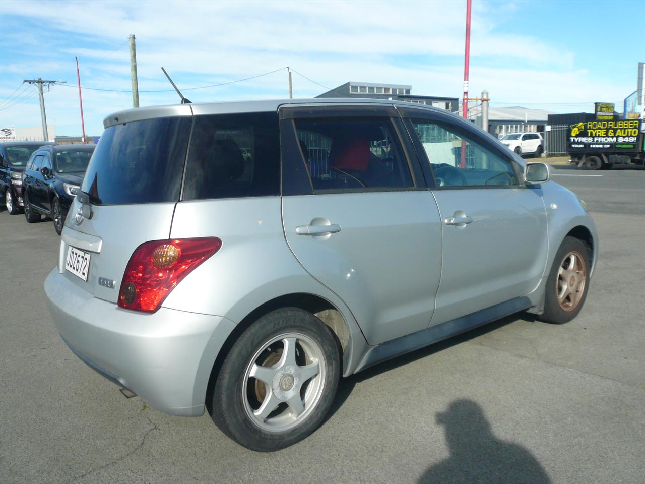 2004 Toyota IST