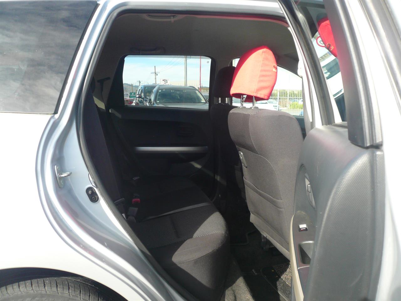 2004 Toyota IST