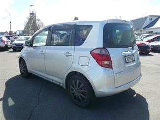 2005 Toyota COROLLA - Thumbnail