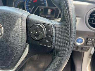 2023 Toyota COROLLA - Thumbnail