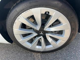 2021 Tesla Model 3 - Thumbnail