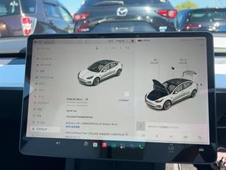 2021 Tesla Model 3 - Thumbnail