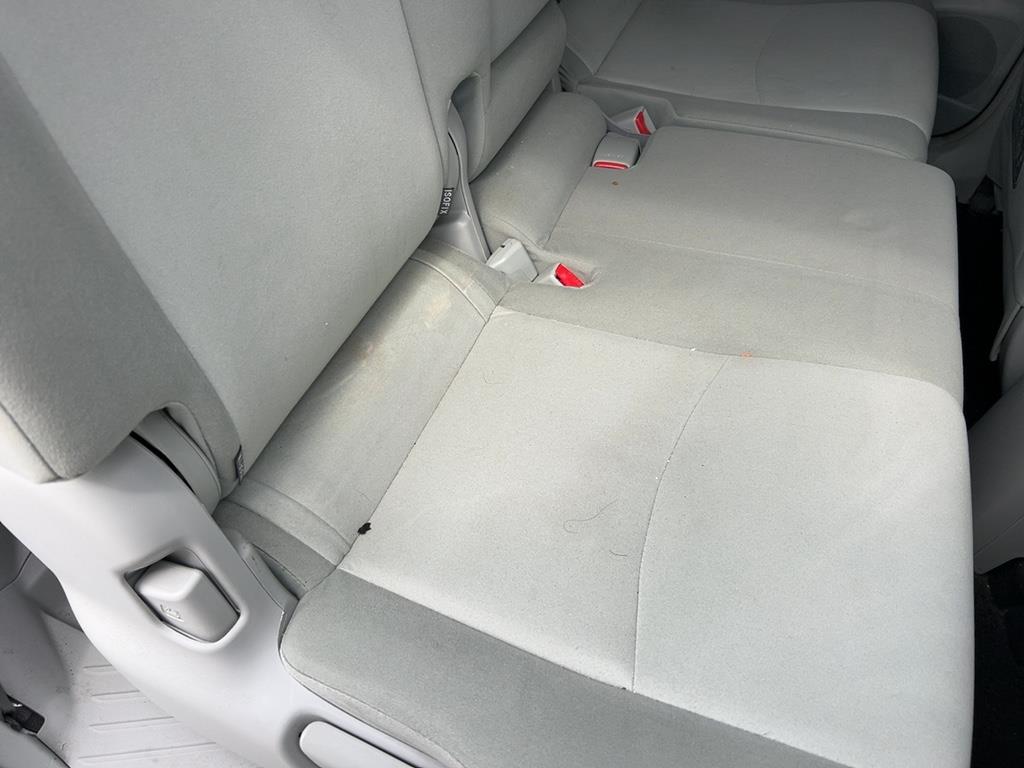 2013 Toyota PRIUS ALPHA