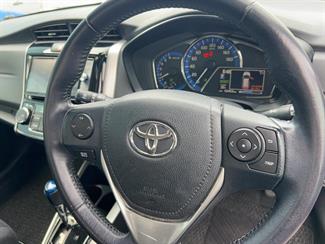 2015 Toyota COROLLA - Thumbnail