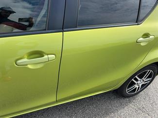 2014 Toyota Aqua - Thumbnail