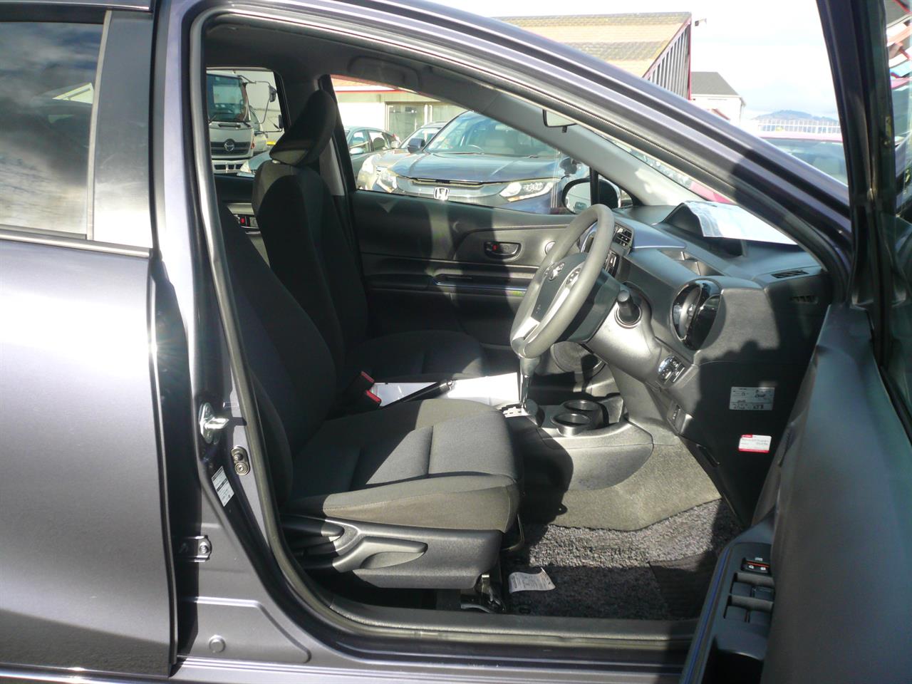 2015 Toyota Aqua