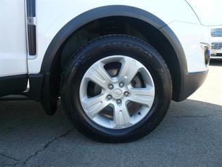 2012 Holden CAPTIVA - Thumbnail