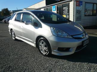 2011 Honda FIT SHUTTLE - Thumbnail
