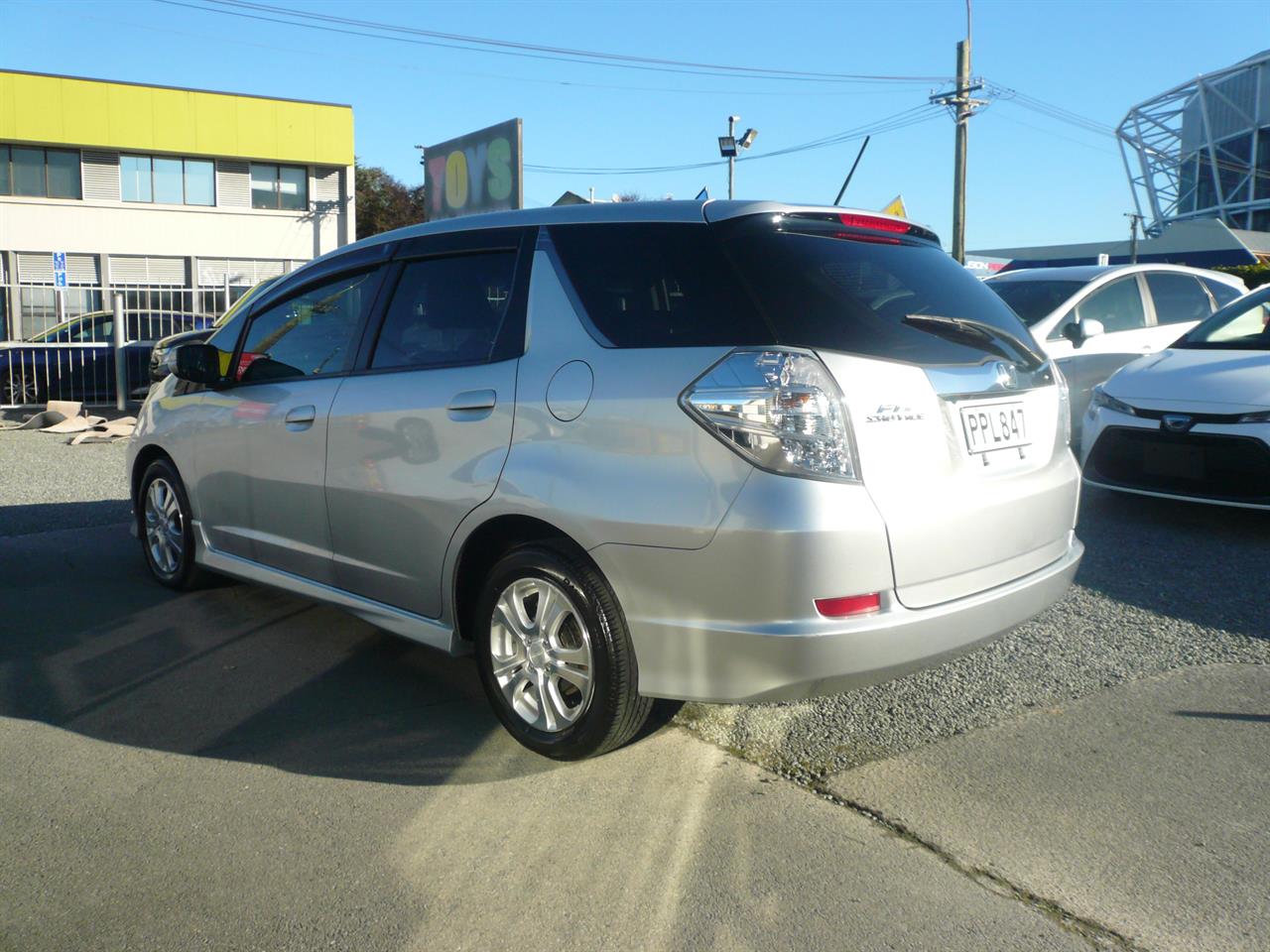 2011 Honda FIT SHUTTLE