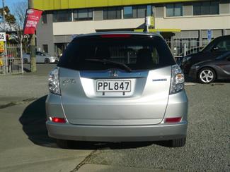 2011 Honda FIT SHUTTLE - Thumbnail