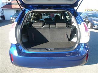 2015 Toyota Prius - Thumbnail